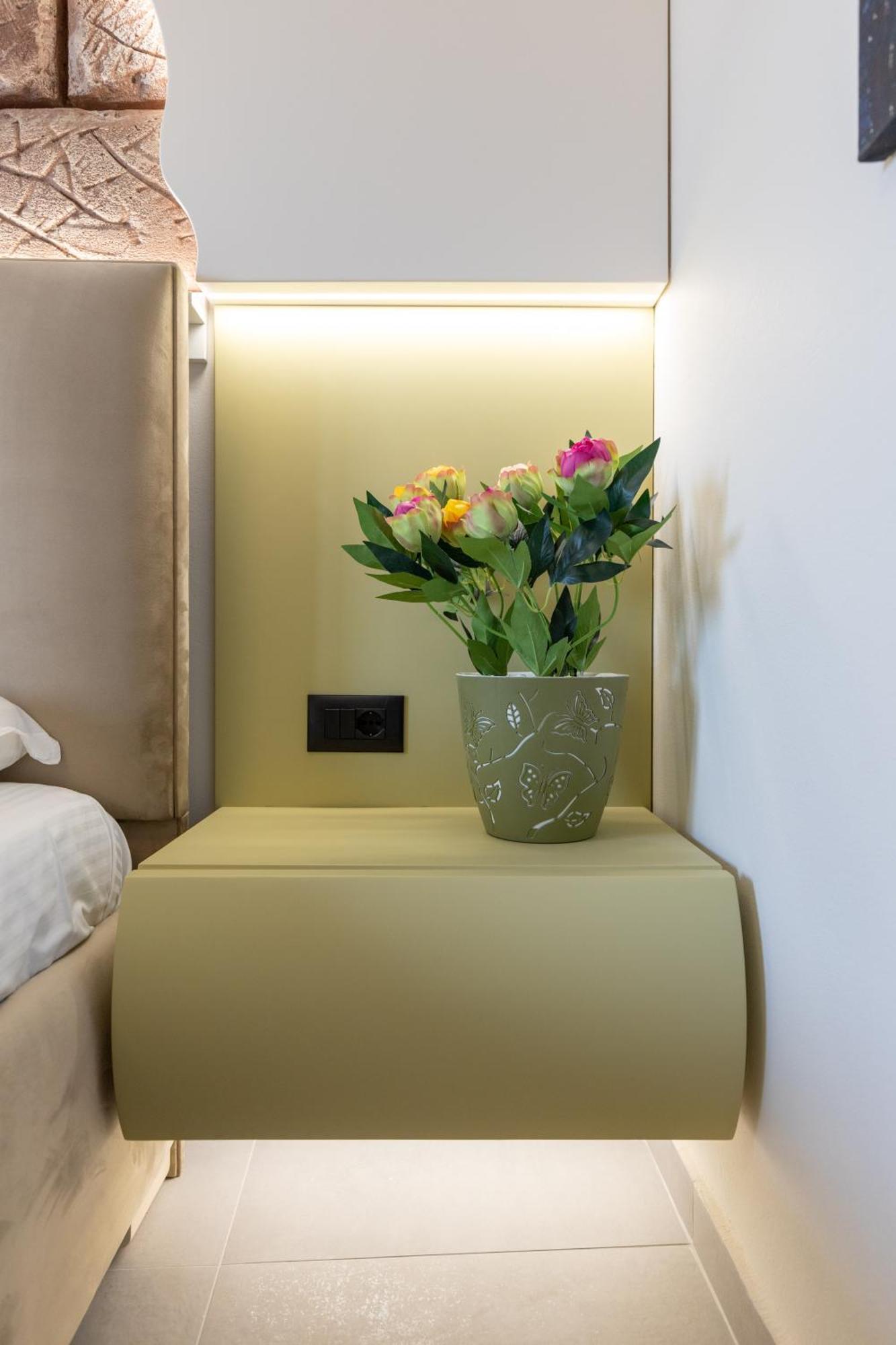The View - Tiffany Luxury 2 Bedroom Free Parking, Sarandë