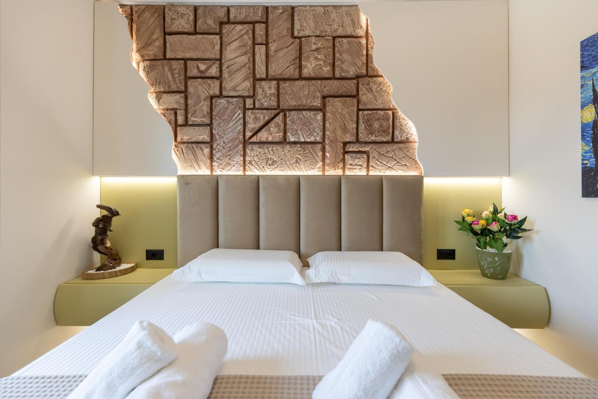Apartamento The View - Tiffany Luxury 2 Bedroom Free Parking, Sarandë
